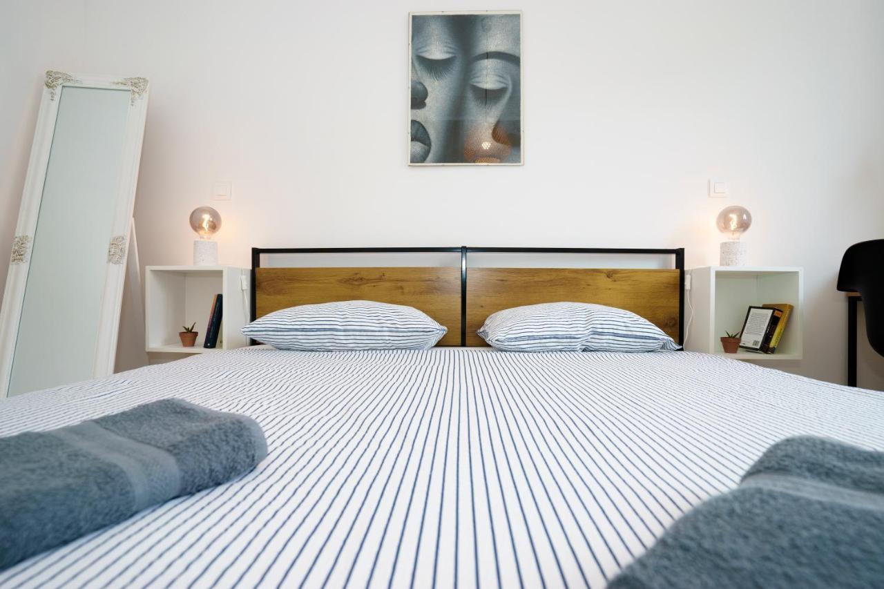 4-Star Apartments Bianco Kaštela Esterno foto