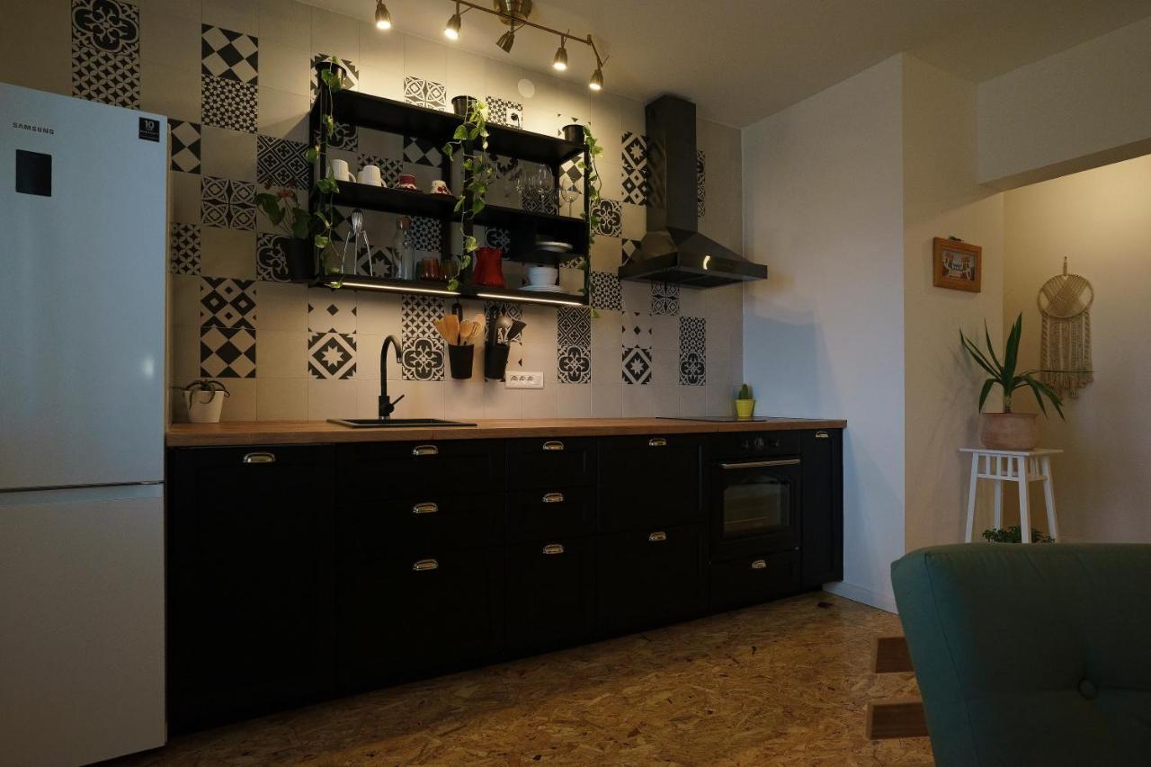 4-Star Apartments Bianco Kaštela Esterno foto